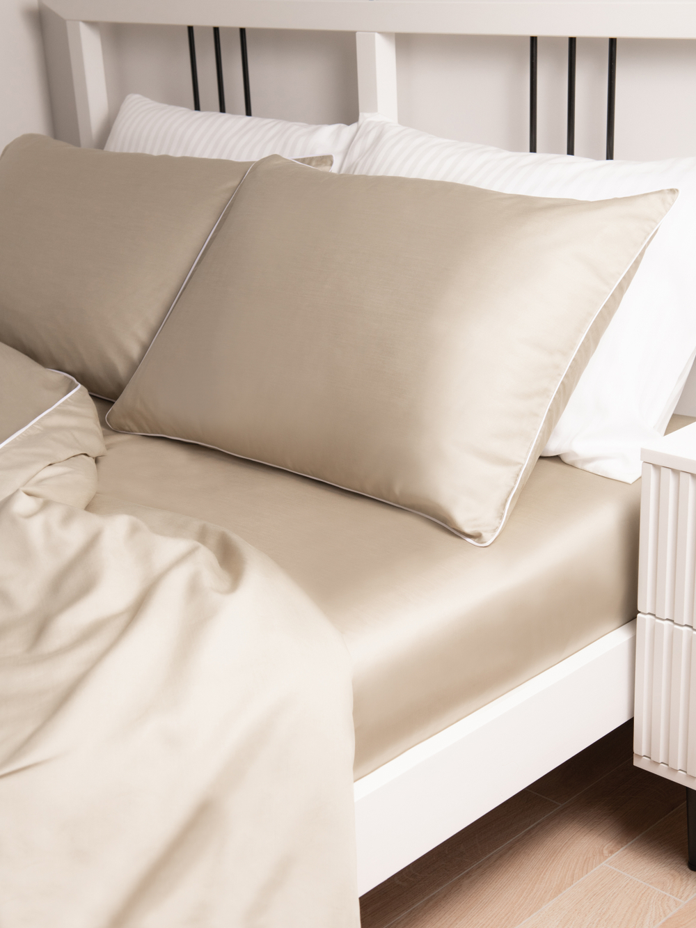 UTOPIA Простыня натяжная, сатин темно-бежевый