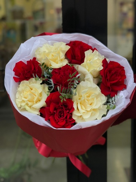 Букет из роз "9 ажурных роз"