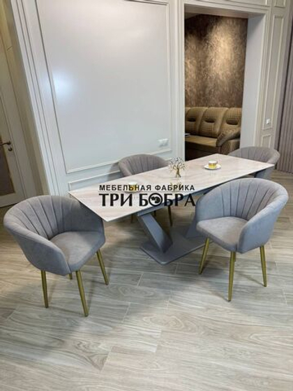 Кухонный раскладной стол "Вирджиния" , черный мрамор и 4 стула Версаль