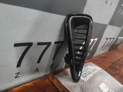 Решетка переднего бампера Camry (XV55) Новая Оригинал 5212833180