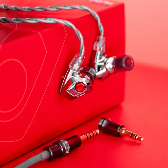 DUNU Titan S2 Silver