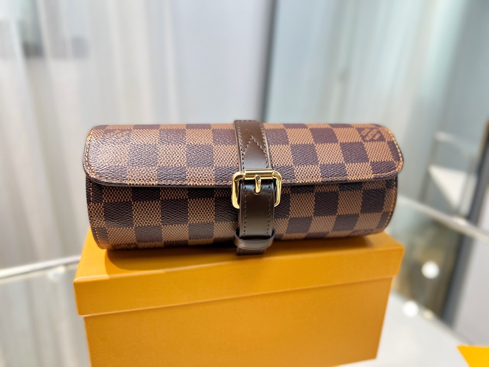Louis Vuitton 3 Watch Case