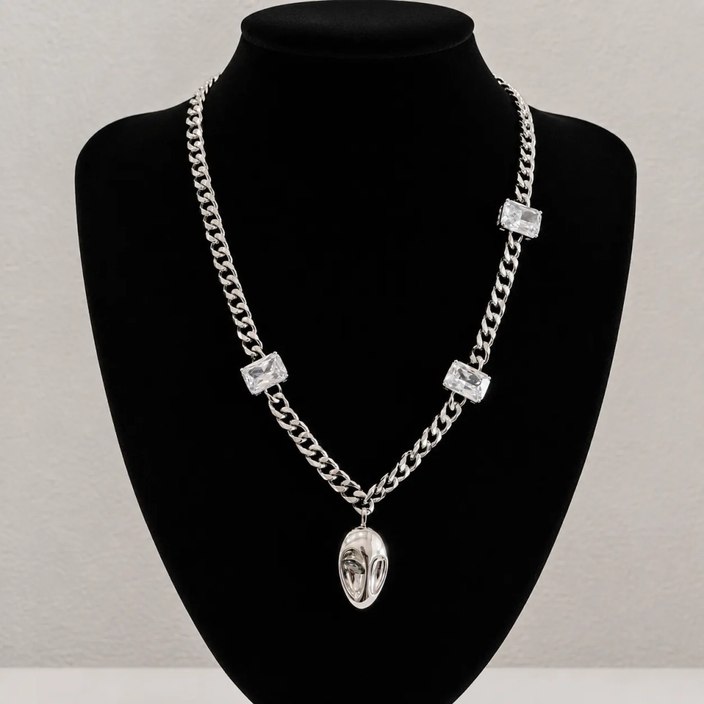 Колье Oubi Yabi «Серебряная маска» Silver