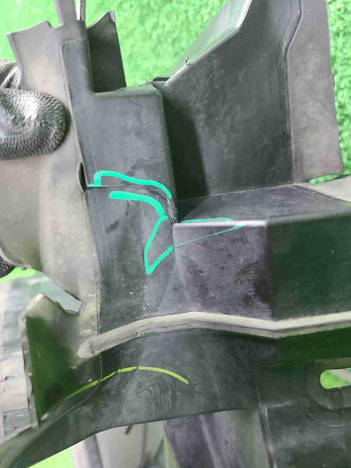 Воздуховод радиатора BMW 3er G20 (2018-н.в.)