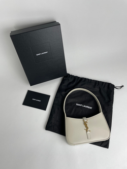 Сумка Yves Saint Laurent Le 5 à 7 small