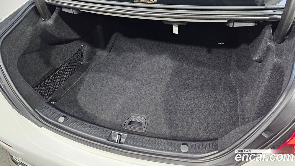 Mercedes-Benz E-Class W213 E250 Exclusive (09.2023)