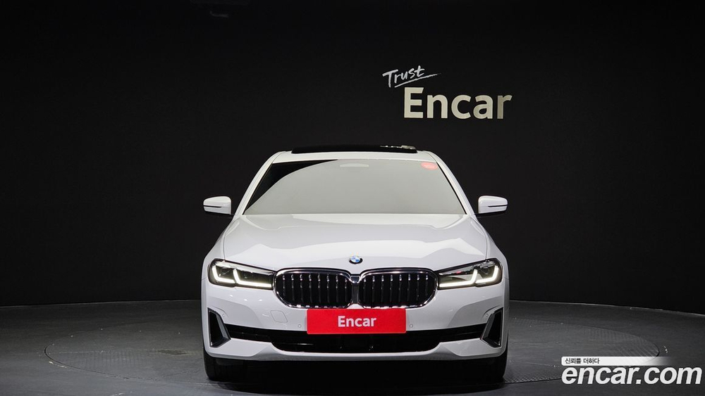 BMW 5 Series (G30) 523d Luxury (12.2022)