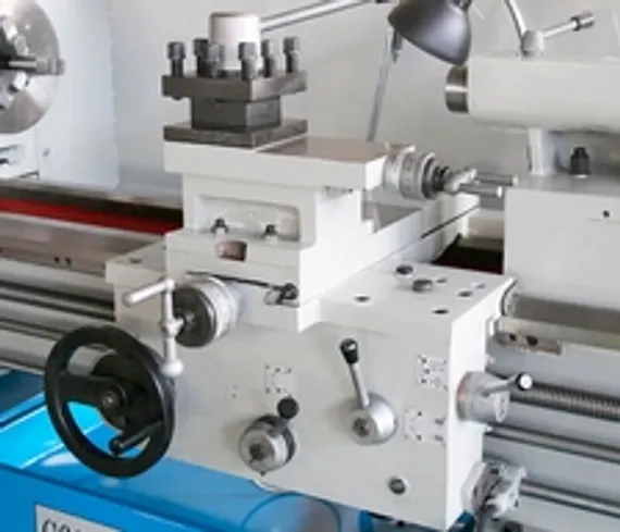 Токарный станок SGSK C6170