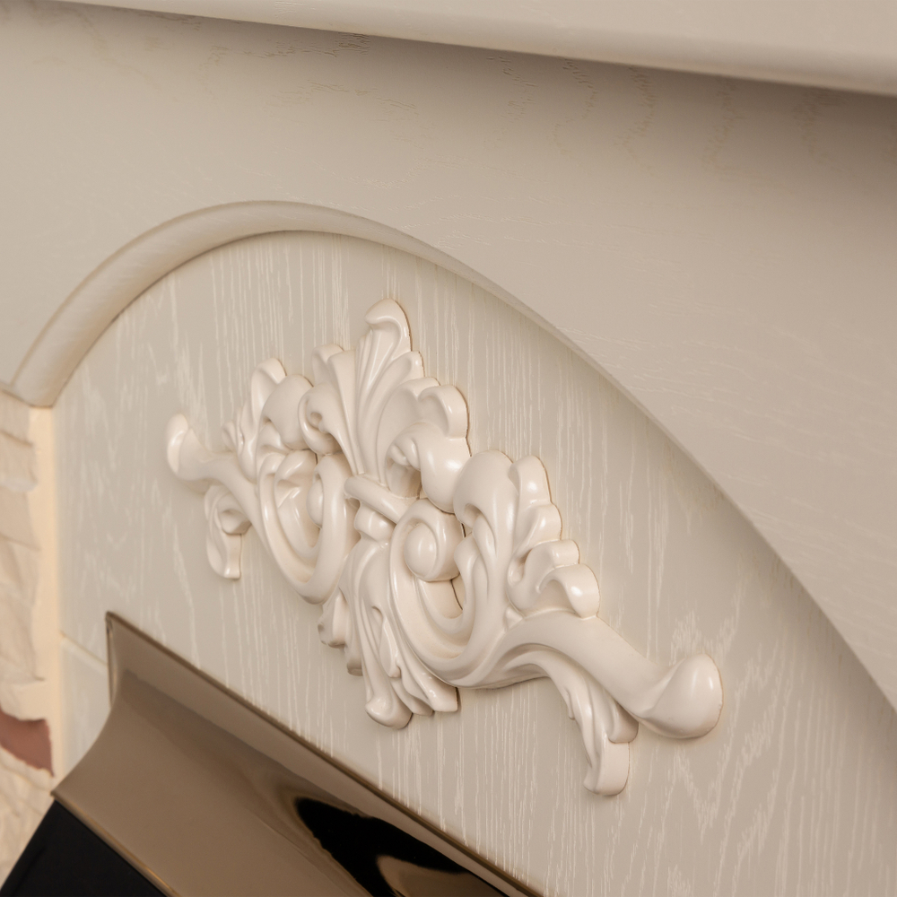 Каминокомплект Real Flame Neapolis WT с очагом Majestic Lux Brass