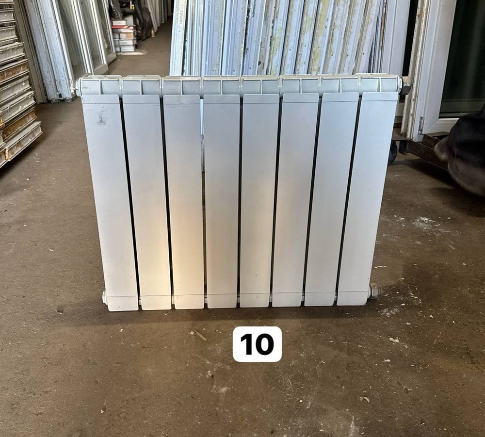 Алюминиевый радиатор Б/У 500 8 секц. бок.