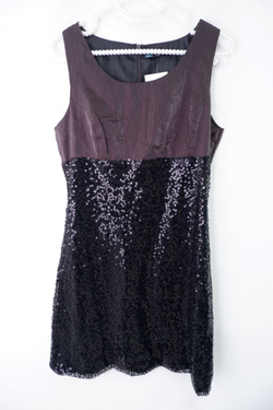 Платье Befree с пайетками 42 размер