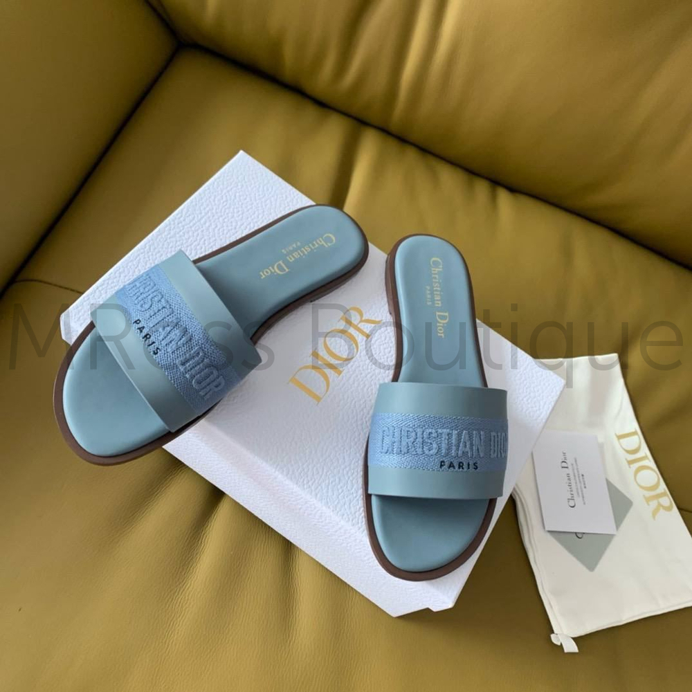 Кожаные голубые шлепанцы Dior Dway Slide с вышивкой