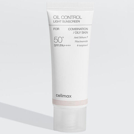 Себорегулирующий лёгкий солнцезащитный крем Celimax Oil Control Light Sunscreen SPF50+ PA++++, 40мл