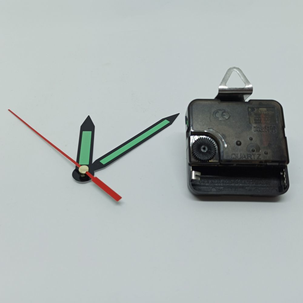 `Часовой механизм, шток 12 мм, со стрелками №11 светятся в темноте