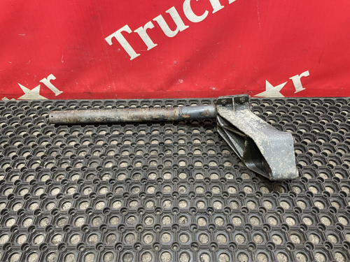 Кронштейн крыла заднего