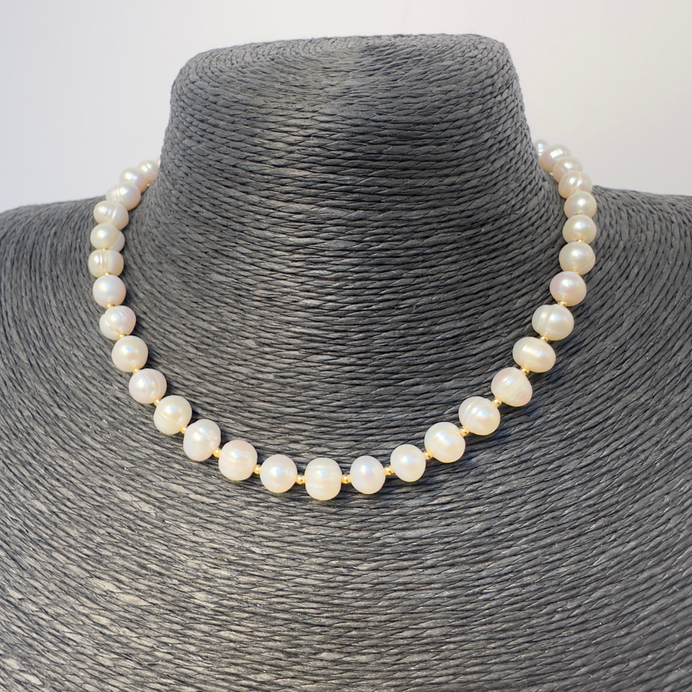 Колье «Белый Шёлк» — с речным жемчугом