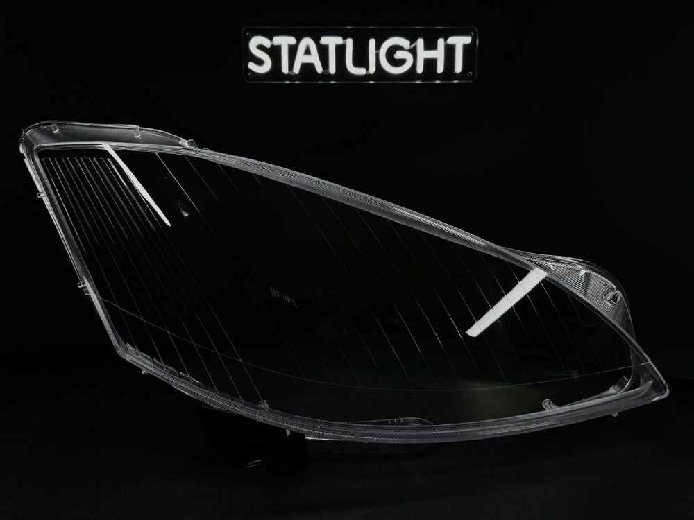 Правое стекло фары Mercedes W221LK 2005-2009