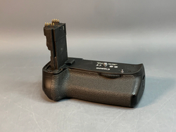 Canon BG-E9
