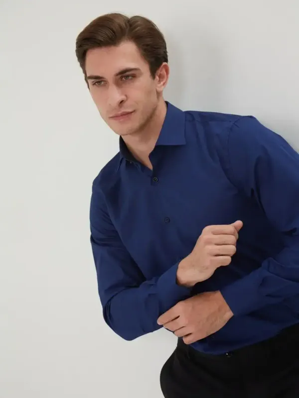 Рубашка приталенная SLIM FIT с длинным рукавом, темно-синяя