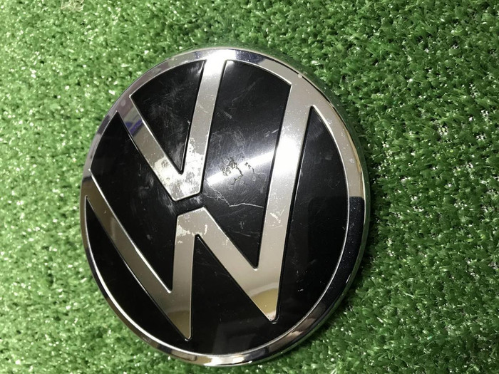 Эмблема решетки радиатора VW Polo 6 (2020-2022)