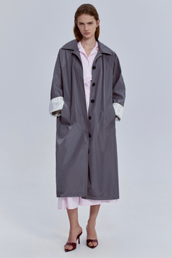 Плащ из нейлона