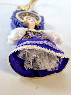 Кукла-подвеска Плясунья