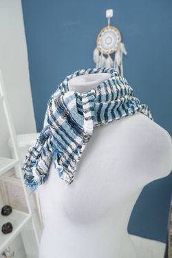 Платок легкий в клетку