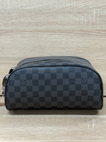 Несессер Louis Vuitton