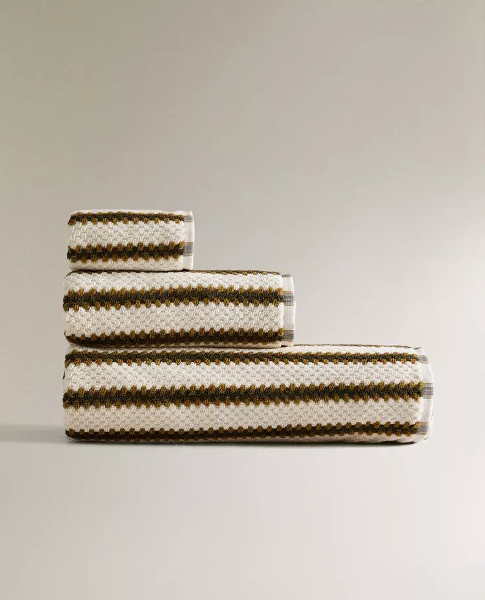 ZARA HOME ЖАККАРДОВОЕ ПОЛОТЕНЦЕ, ЗЕЛЕНЫЙ