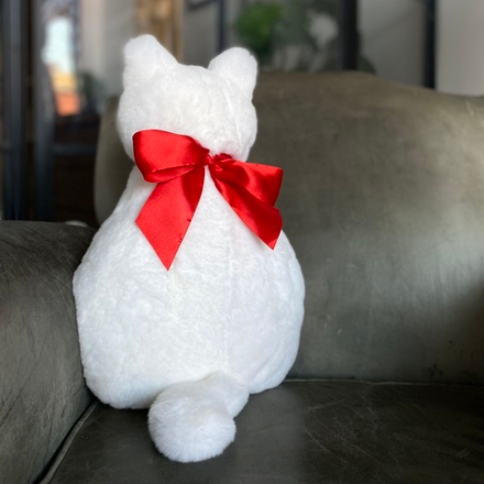 Подушка "Котик обиделся" (белая)