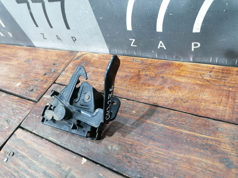 Замок капота JAC J7 20-нв Б/У Оригинал 8250100U7300