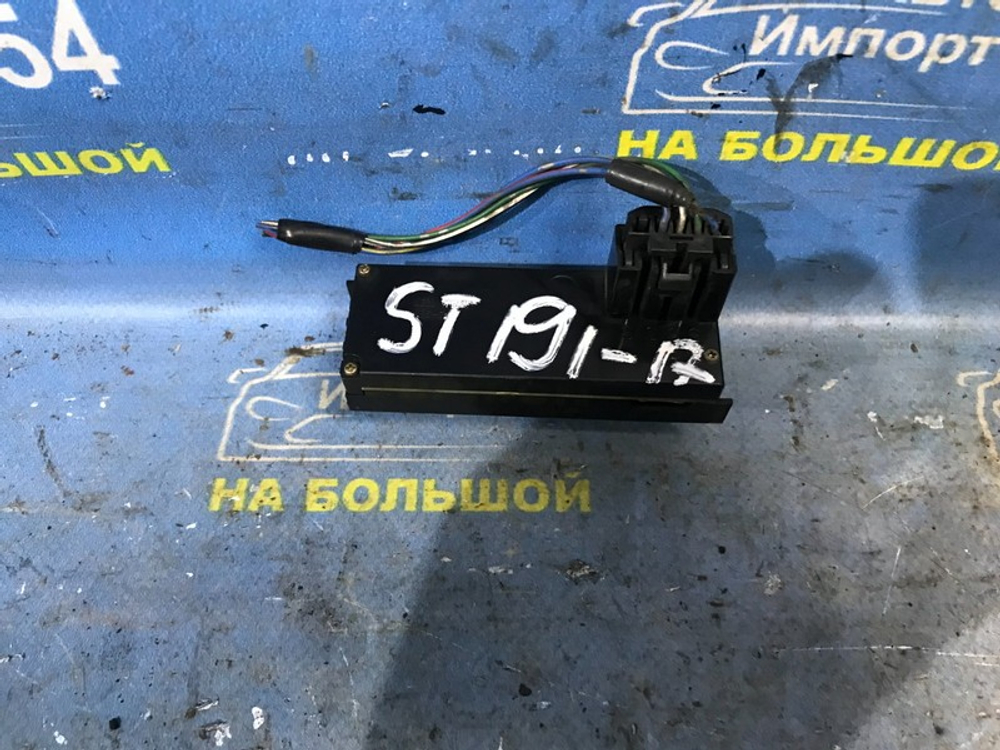Часы салонные TOYOTA CORONA 1994