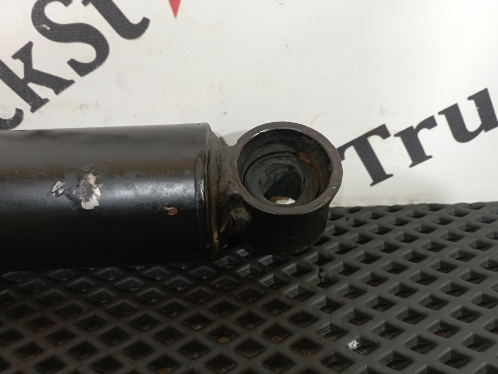 Амортизатор передний