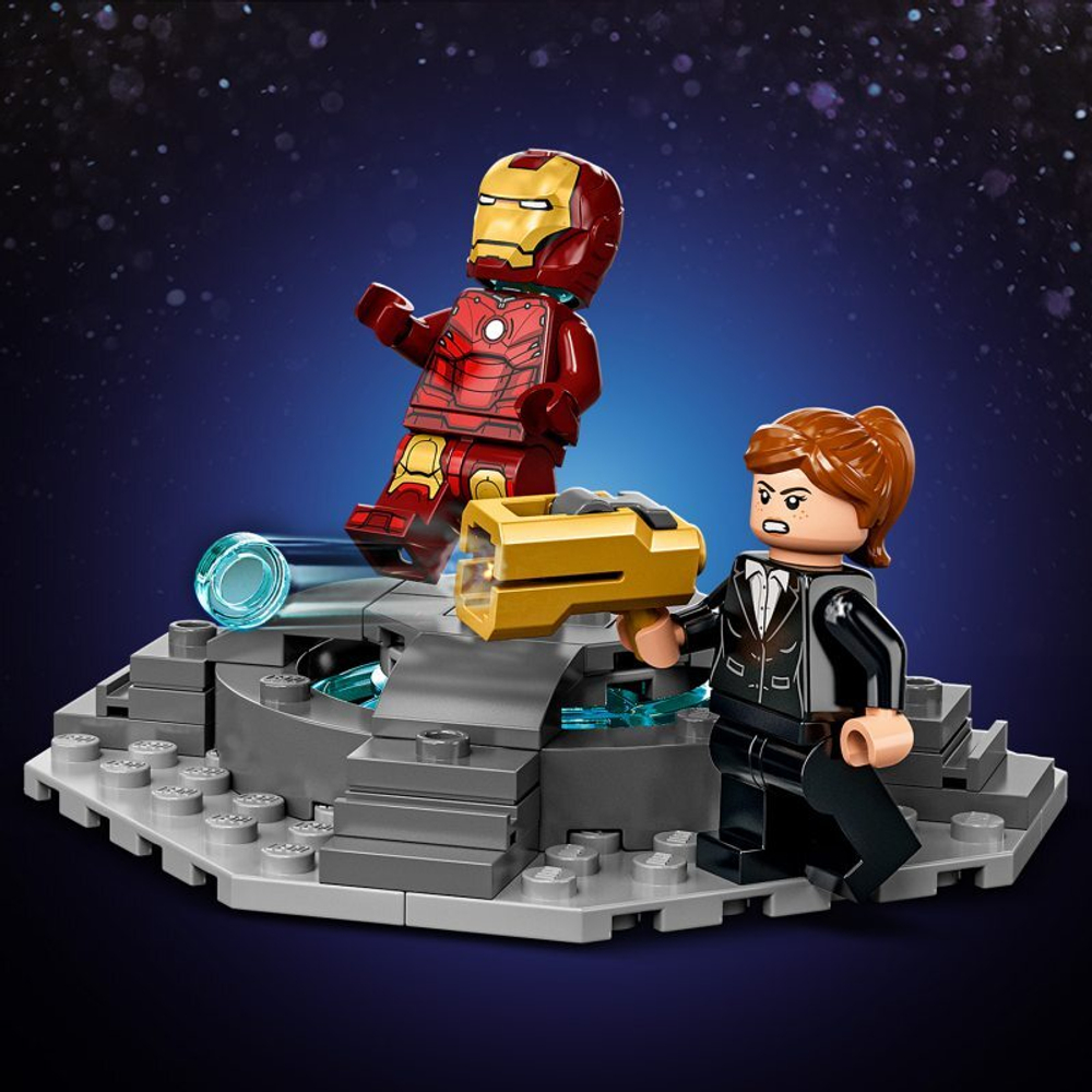 Конструктор LEGO Super Heroes - Оружейная Железного человека 76216