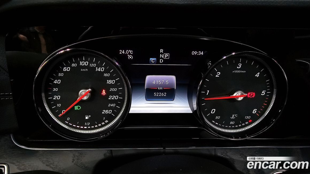 Mercedes-Benz E-Class W213 E220d Cabriolet (12.2019)