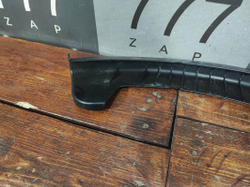 Накладка петли багажника правая MB S-Class (C217) 13-20 Б/У Оригинал A2176930217