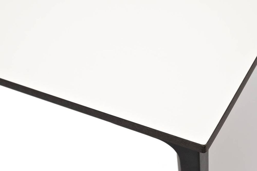 "Малага" обеденный стол из HPL 90х90см, цвет молочный, каркас черный