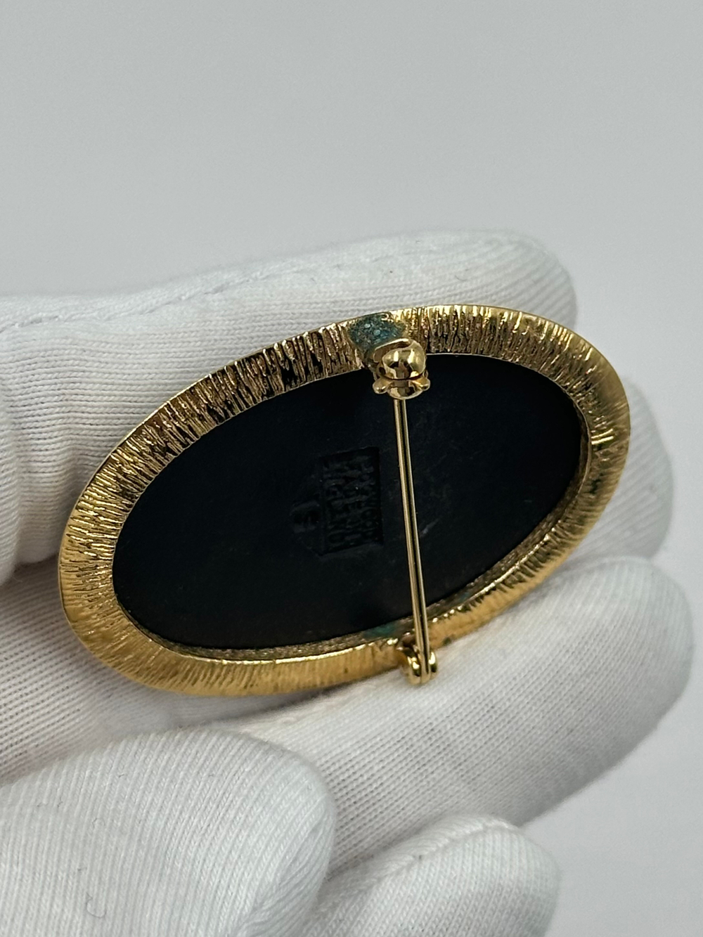 Брошь Wedgwood чёрная