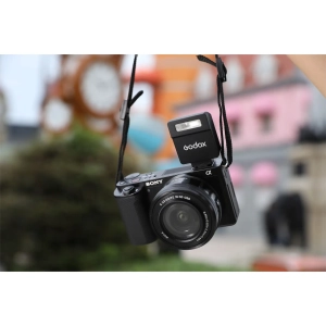 Вспышка накамерная Godox iFlash iM22