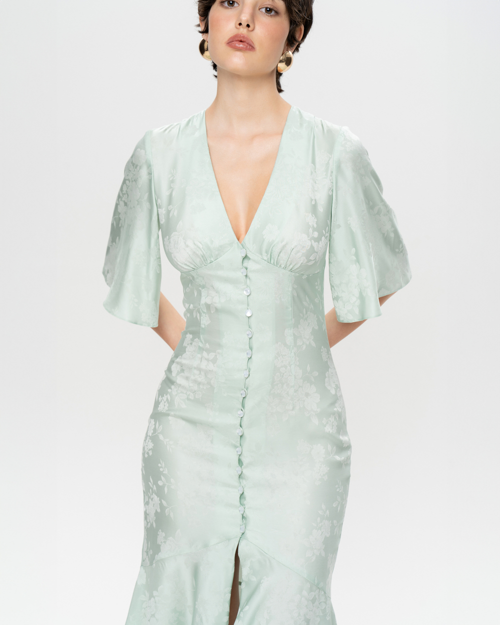 Платье миди из вискозы со струящимися рукавами