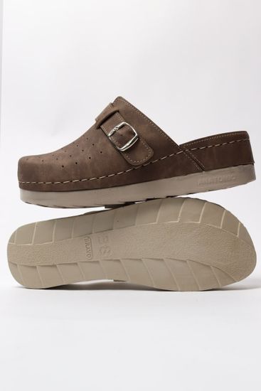 701 | "Aleksandra" | Коричневые женские медицинские сабо с закрытым носом