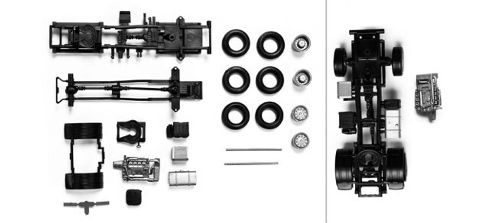 Двухосное полноприводное шасси тягача Mercedes-Benz. 2 шт.