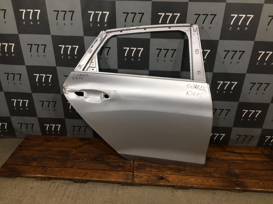 Дверь задняя правая Kia K5 20-нв Б/У Оригинал 77004L2000