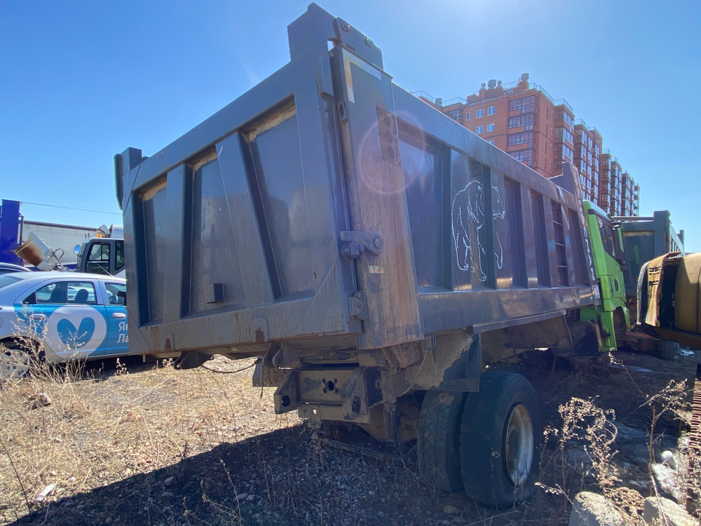 Shacman (Shaanxi) SX* 6x6 Самосвал SX32586T385 (Дизельный, 11,6 л, 369 л.с., МТ)