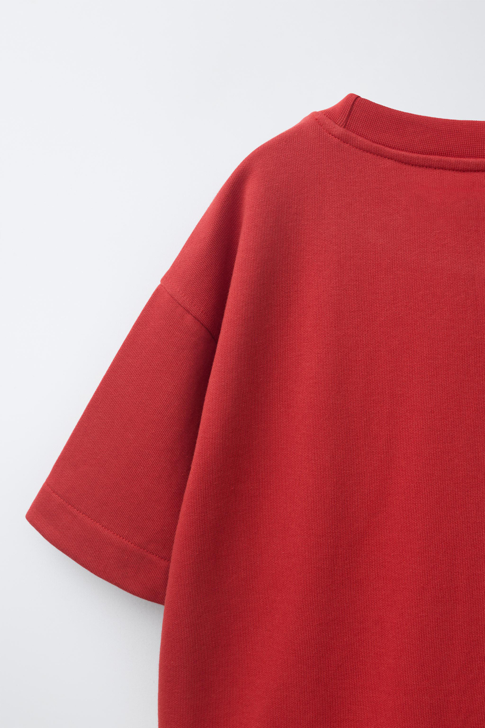 ZARA ТОЛСТОВКА С КОРОТКИМИ РУКАВАМИ И НАДПИСЬЮ, КРАСНЫЙ