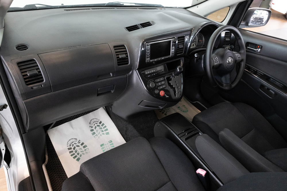 Toyota Wish, 2006 год
