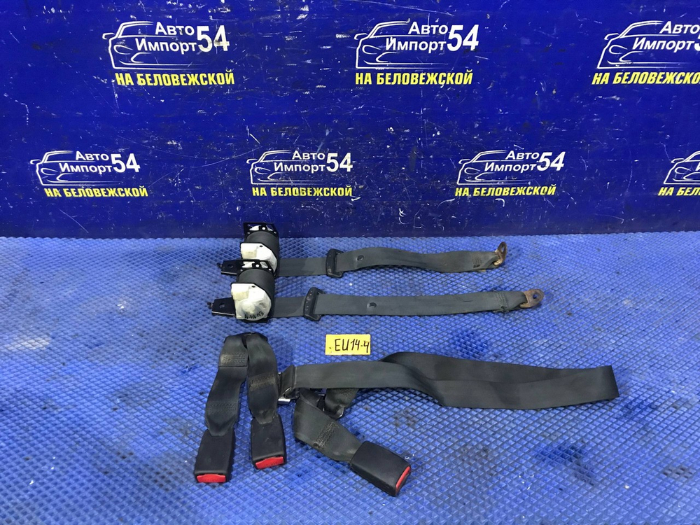 Ремни безопасности задние NISSAN BLUEBIRD 1997