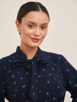 Платье на завязках