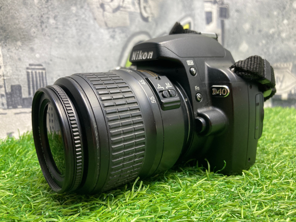 Nikon D40 kit 18-55mm 3.5-5.6G II ED 20.500 кадров