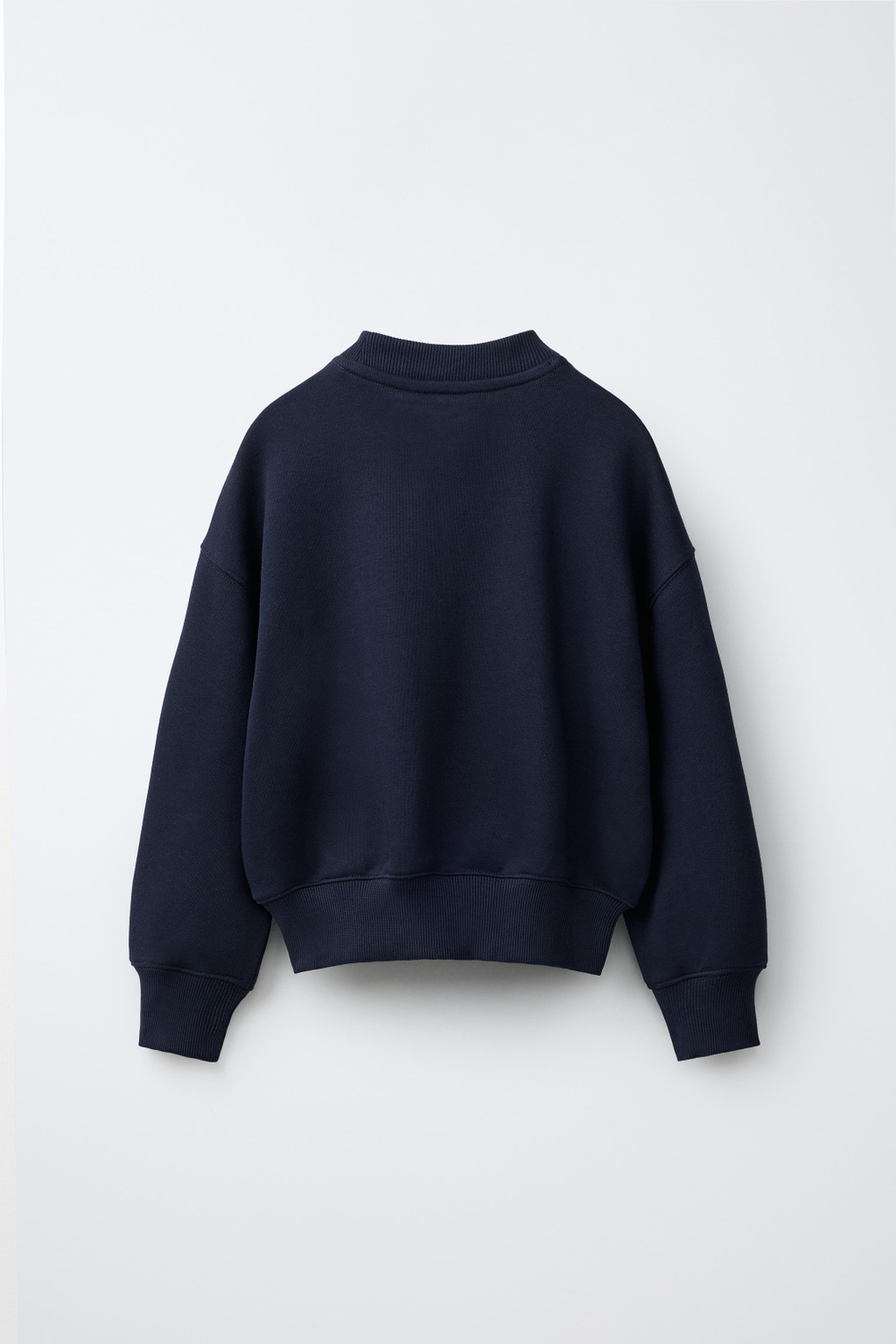 ZARA ОДНОТОННАЯ ТОЛСТОВКА, МОРСКОЙ СИНИЙ